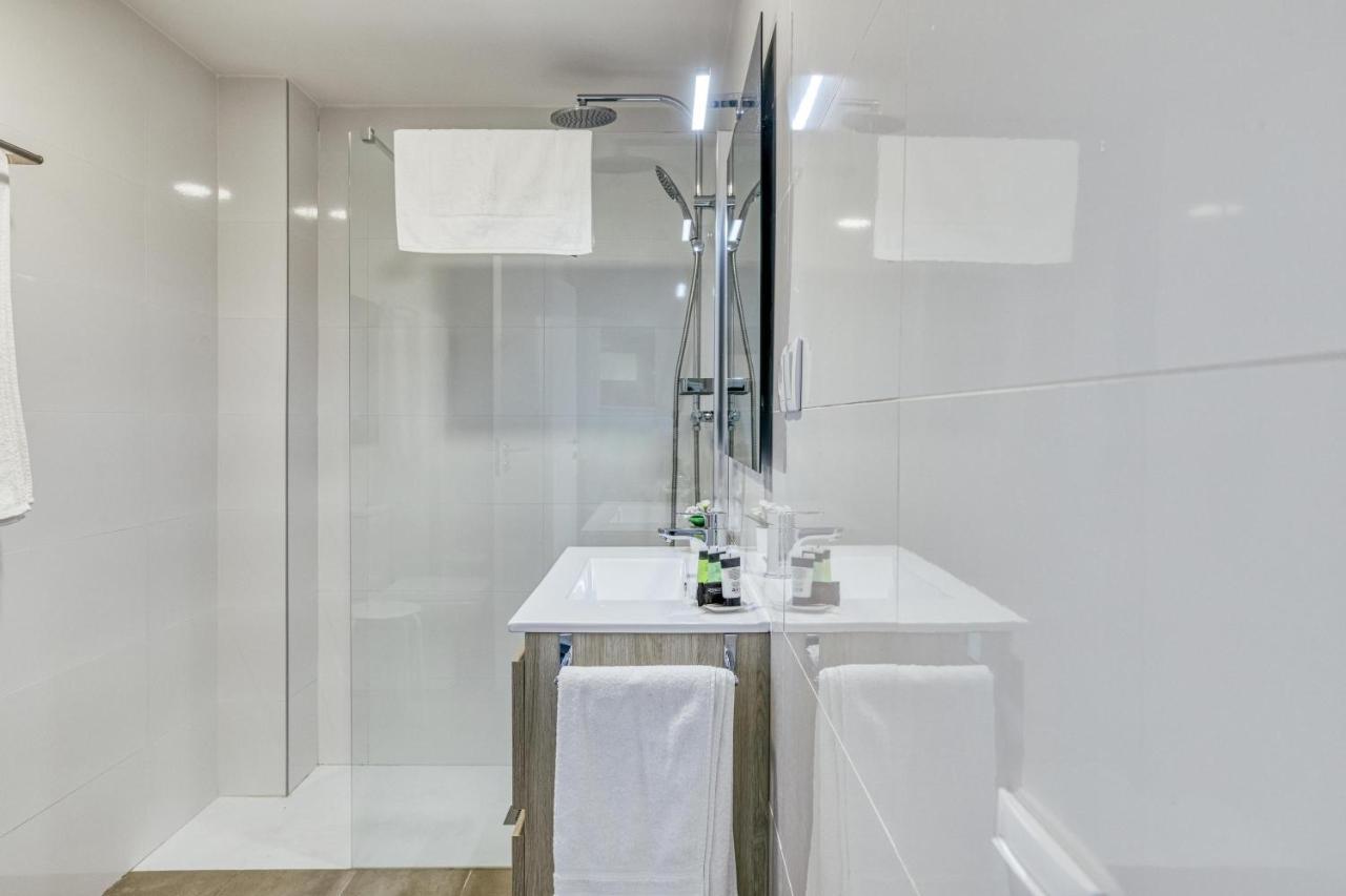 Pelosa Apartment Roses Bagian luar foto