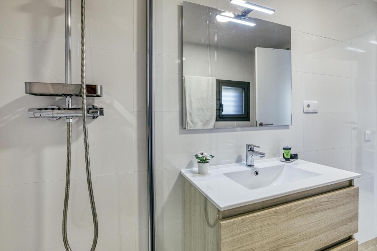 Pelosa Apartment Roses Bagian luar foto