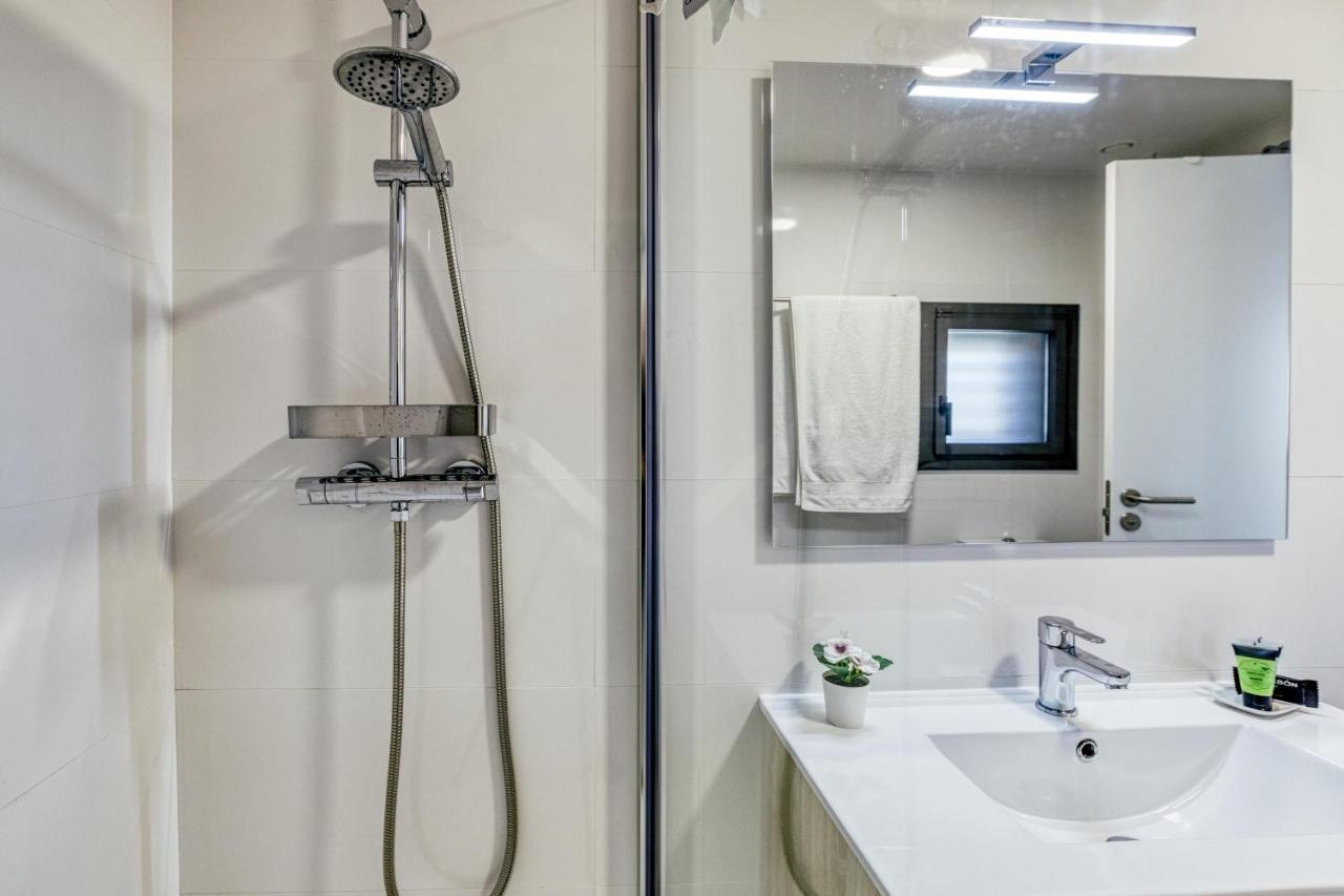 Pelosa Apartment Roses Bagian luar foto
